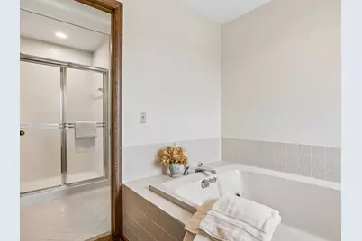 11202 Mount Curve Road, Eden Prairie, MN 55347 - Photo 33