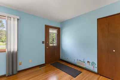 5895 Red Fox Run, North Branch, MN 55056 - Photo 11