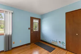 5895 Red Fox Run, North Branch, MN 55056 - Photo 11