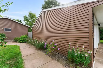 5895 Red Fox Run, North Branch, MN 55056 - Photo 55