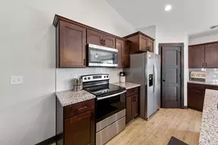 812 Pondview Dr, Arlington, MN 55307 - Photo 15