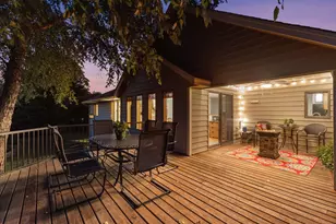 1736 White Oak Dr, Chaska, MN 55318 - Photo 5