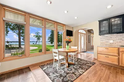 1082 W Lake Drive, Detroit Lakes, MN 56501 - Photo 5