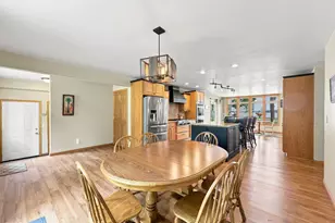 1082 W Lake Dr, Detroit Lakes, MN 56501 - Photo 7