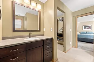 1082 W Lake Dr, Detroit Lakes, MN 56501 - Photo 13
