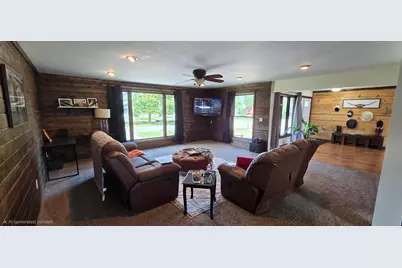 1501 1st Avenue E, International Falls, MN 56649 - Photo 3