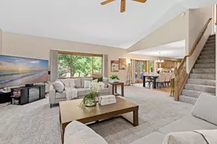 13160 Aspen Dr, Rogers, MN 55374 - Photo 9