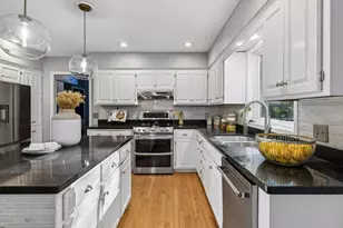 4747 Burr Oak St, Eagan, MN 55122 - Photo 21