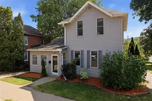 351 E Sanborn St, Winona, MN 55987 - Photo 23
