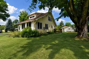 601 Summit Ave NE, Staples, MN 56479 - Photo 1
