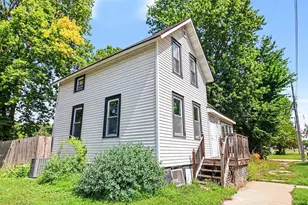 401 Oak Ave SE, Montgomery, MN 56069 - Photo 3