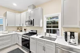 4220 Brookside Ave, Saint Louis Park, MN 55416 - Photo 9