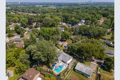 1828 Parker Lane, Saint Louis Park, MN 55426 - Photo 27
