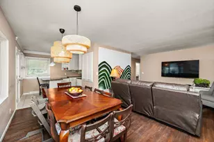 1828 Parker Ln, Saint Louis Park, MN 55426 - Photo 7