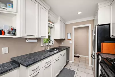 1828 Parker Lane, Saint Louis Park, MN 55426 - Photo 9