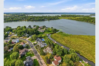 315 William Lake Shore Drive, Waconia, MN 55387 - Photo 3
