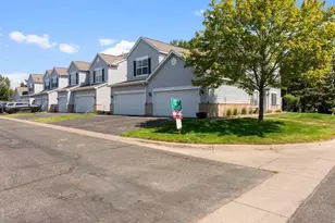 7559 Derby Ln, Shakopee, MN 55379 - Photo 25