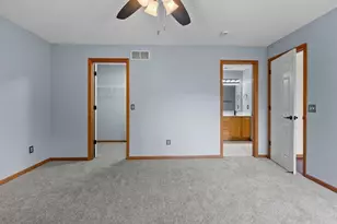 7559 Derby Ln, Shakopee, MN 55379 - Photo 15