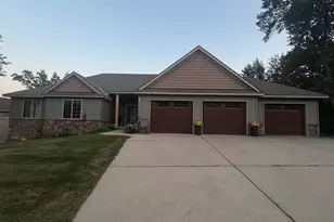 1536 39th St S, Saint Cloud, MN 56301 - Photo 1