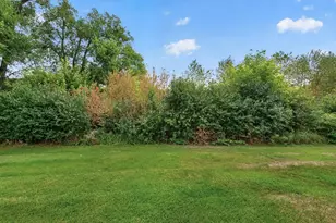 677 Lake Ridge Dr, Woodbury, MN 55129 - Photo 49