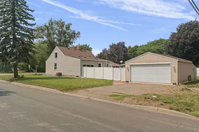 8841 Nicollet Avenue S, Bloomington, MN 55420 - Photo 17