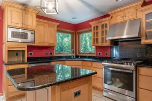 200 Greenwood Dr, Mankato, MN 56001 - Photo 9