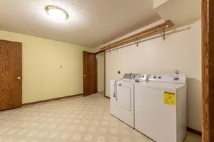 200 Greenwood Dr, Mankato, MN 56001 - Photo 27