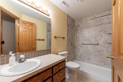 200 Greenwood Drive, Mankato, MN 56001 - Photo 25
