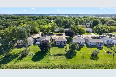 2509 26th Street NW, Rochester, MN 55901 - Photo 59
