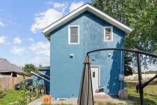 4518 Monroe St NE, Columbia Heights, MN 55421 - Photo 5