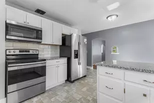 152 Boulevard Ave NE, Montgomery, MN 56069 - Photo 7