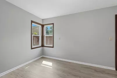 2841 Blackstone Avenue, Saint Louis Park, MN 55416 - Photo 9