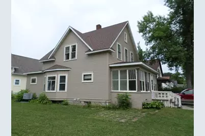 603 Horace Avenue N, Thief River Falls, MN 56701 - Photo 3