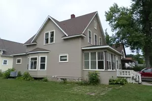 603 Horace Ave N, Thief River Falls, MN 56701 - Photo 3