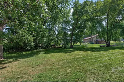 10141 Laurel Drive, Eden Prairie, MN 55347 - Photo 39