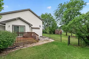 7101 Setzler Pkwy, Brooklyn Park, MN 55445 - Photo 25
