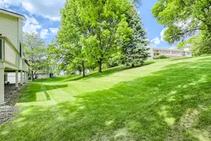 4118 Hemlock Ln N, Plymouth, MN 55441 - Photo 5