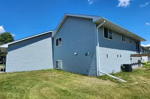 6259 Forest Blvd Trail, Wyoming, MN 55092 - Photo 5
