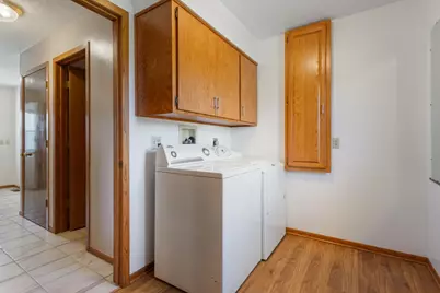 1433 Morris Avenue, Hinckley, MN 55037 - Photo 5