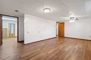 1433 Morris Ave, Hinckley, MN 55037 - Photo 27