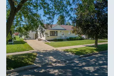 1805 5th Avenue NW, Austin, MN 55912 - Photo 3