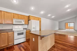 10871 Tyler Ct NE, Blaine, MN 55434 - Photo 7