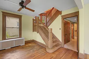 987 Earl St, Saint Paul, MN 55106 - Photo 11