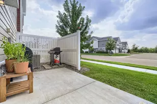 11012 Zest St NE, Blaine, MN 55449 - Photo 17
