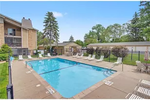 2100 Ridge Dr, Saint Louis Park, MN 55416 - Photo 25