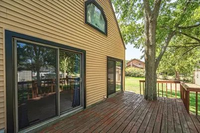 1009 2nd Street E, Hastings, MN 55033 - Photo 3