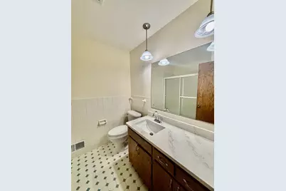 410 Betty Lane, West Saint Paul, MN 55118 - Photo 11