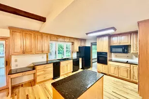 410 Betty Ln, West Saint Paul, MN 55118 - Photo 7