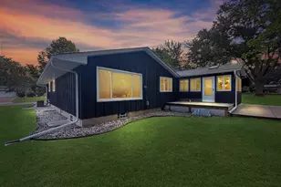 410 Betty Ln, West Saint Paul, MN 55118 - Photo 1