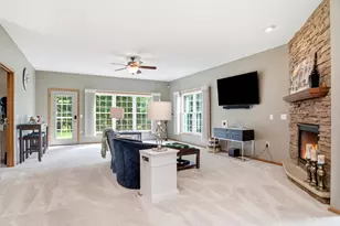 2318 Foxglove Way, Hudson, WI 54016 - Photo 15